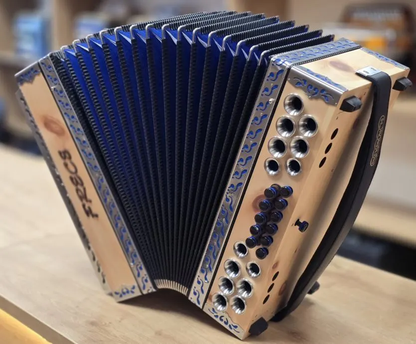Rabljena harmonika Frece C-F-B 38 – fotografija 3