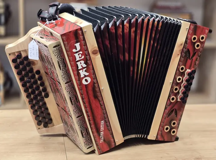 Nova harmonika Jerko C-F-B 38
