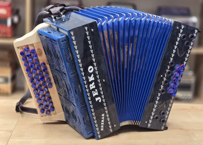 Nova harmonika Jerko C-F-B 38