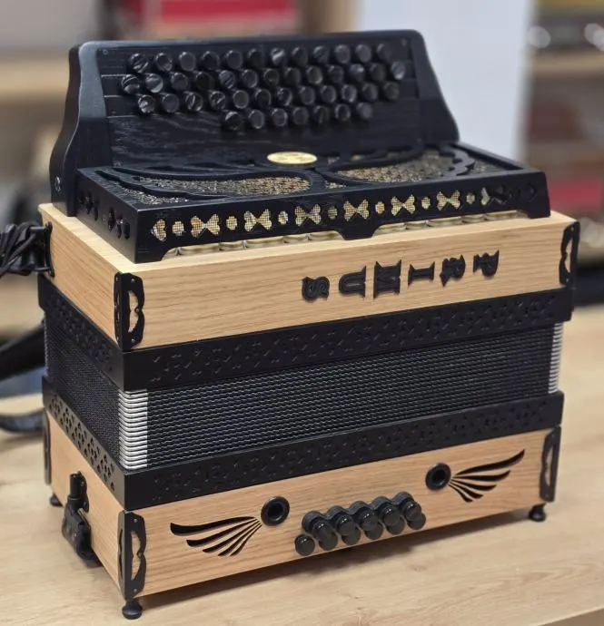 Nova harmonika Primus C-F-B 38 – fotografija 2