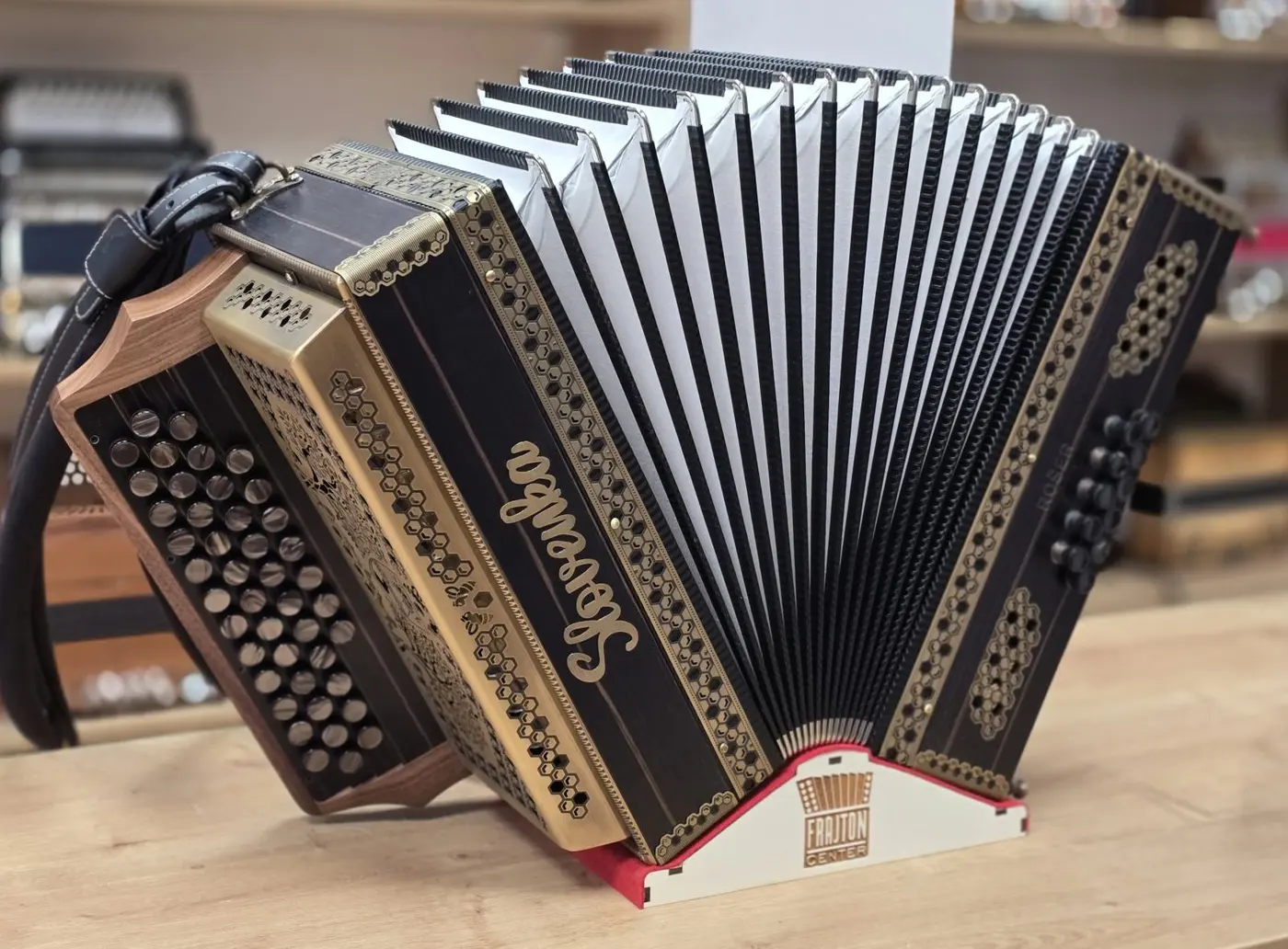 Nova diatonična harmonika iz ponudbe Frajton Centra