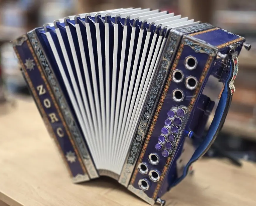 Rabljena harmonika Zorc C-F-B 38 – fotografija 3